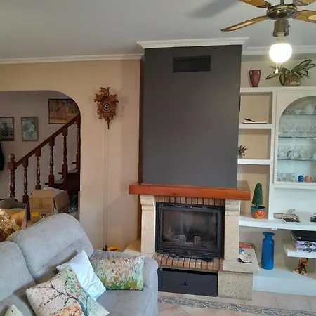 בית נופש Casa Completa De Combarro *